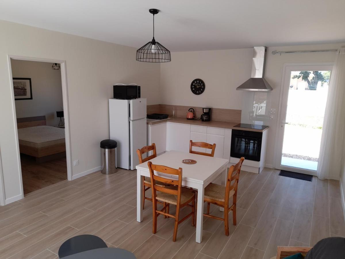 Appartamento Le Logis De Gatseau Les Mathes Esterno foto